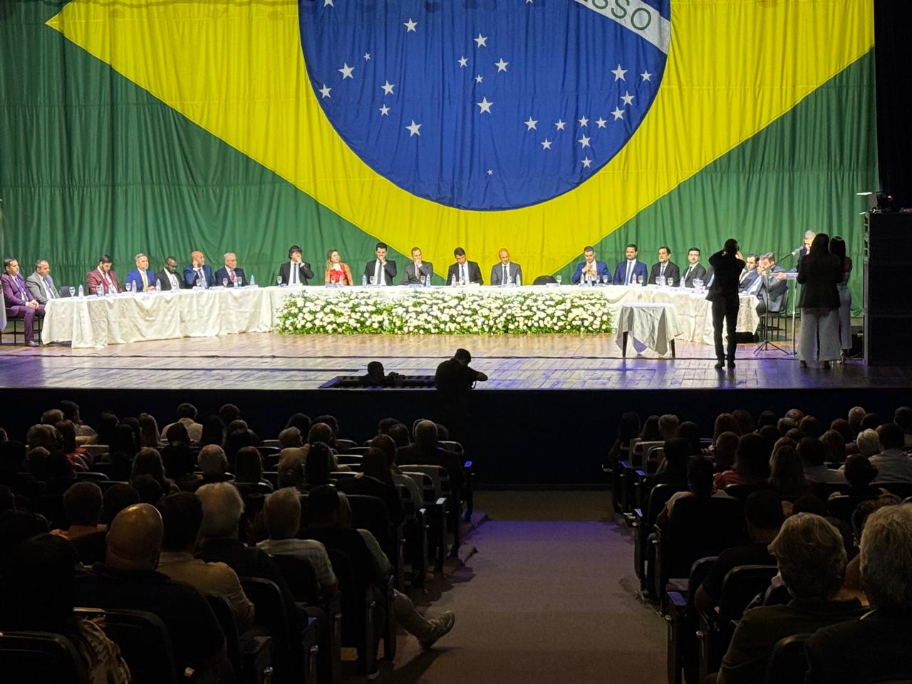 103.cf.res.polÍtica.tande vieira e davi do esporte.1.cerimÔmia.cyntia freitas (2)