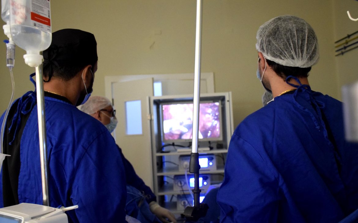 20.cf.res.cidades.santa casa promove primeiro mutirão.carinarochapmr