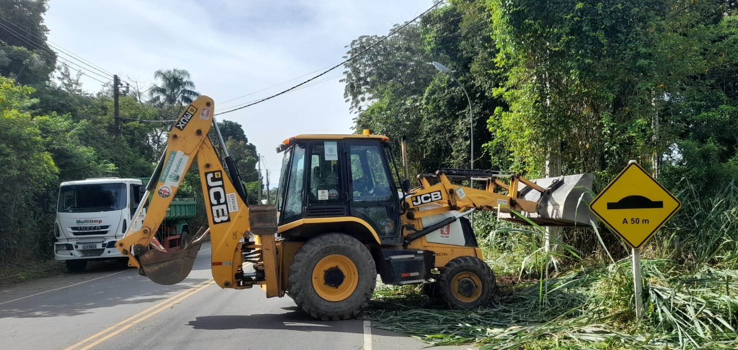 24.cf.res.cidades.prefeitura de itatiaia lança cronograma de capina.2.serviÇos.divulgaÇÃopmi