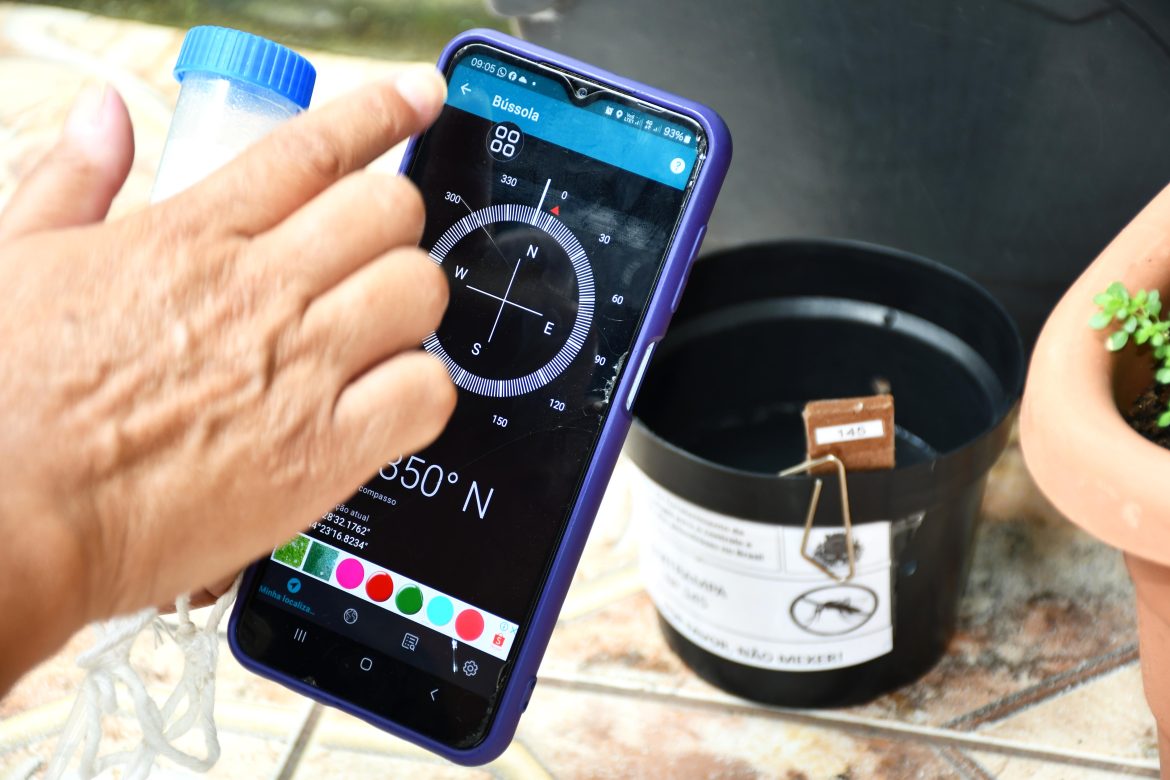 26.cf.res.cidades.prefeitura de resende instala.1.armadilhas.raimundobrasilpmr