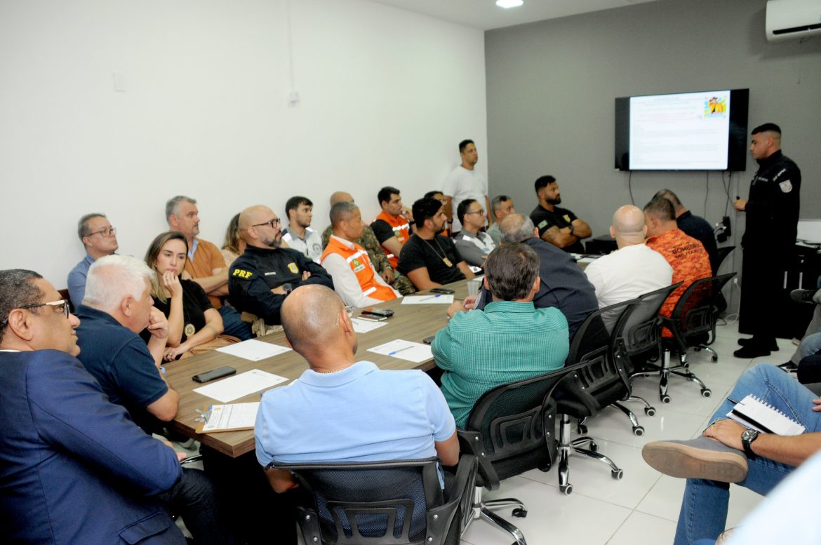 28 politica angra dos reis reforça ações de segurança com reunião do ggim divulgação pmar