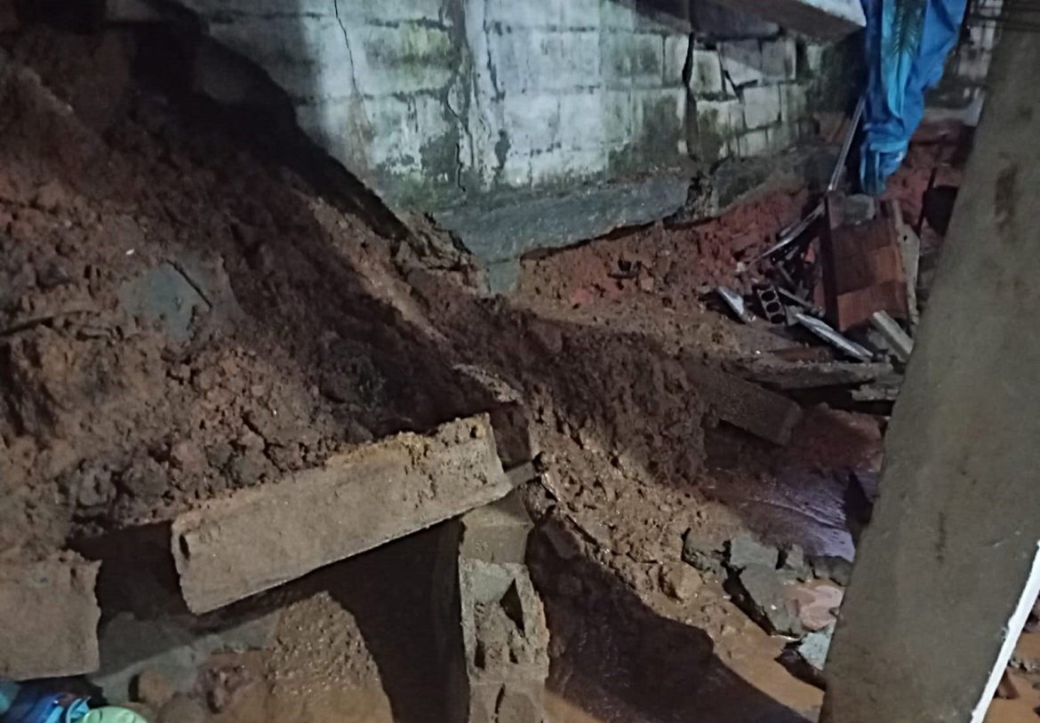 28.cf.res.cidades.resende registra mais de 100 mm.1.muro.defesacivil (2)