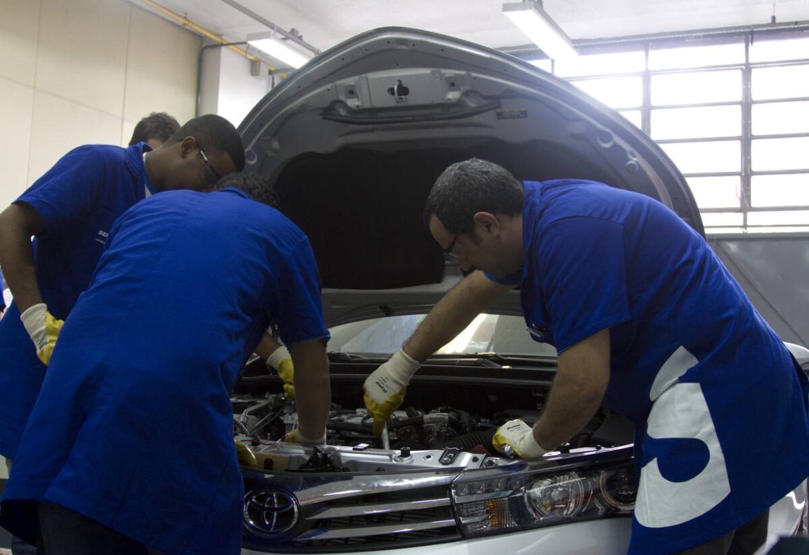 imagens historico curs mecanico de carros foto vinicius magalhaes 7136 0