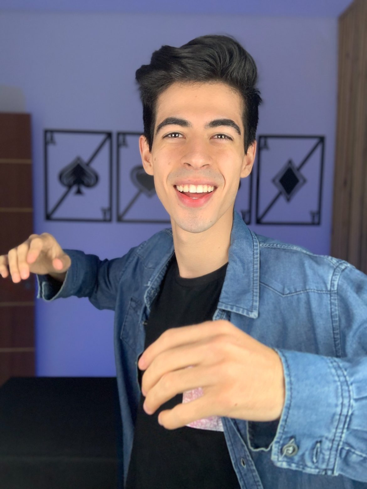 sucesso no tik tok, mágico breno costa, se apresenta em janeiro no sider shopping1