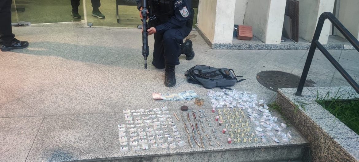 19.cf.res.polÍcia.polícia militar prende dois homens.divulgaÇÃopm