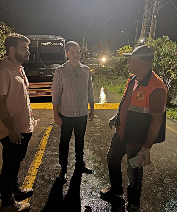 31.cf.res.cidades.chuva intensa alaga ruas em itatiaia.1.kaio mÁrcio.redessociais (3)