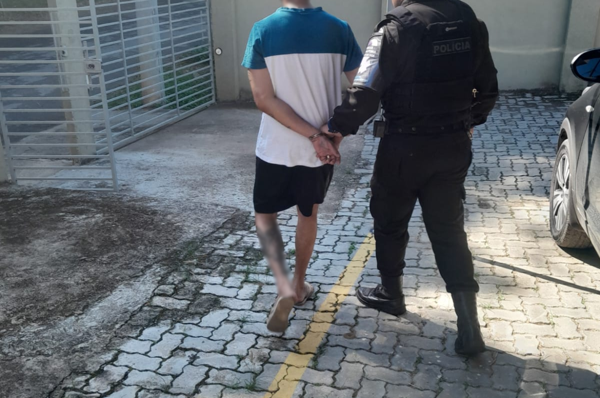 d.cf.12.polÍcia.homem é preso por descumprir medida protetiva e agredir ex companheira divulgação