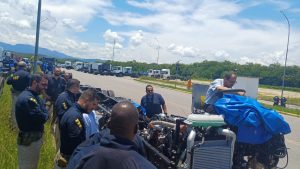 um fato na foto divulgação prf