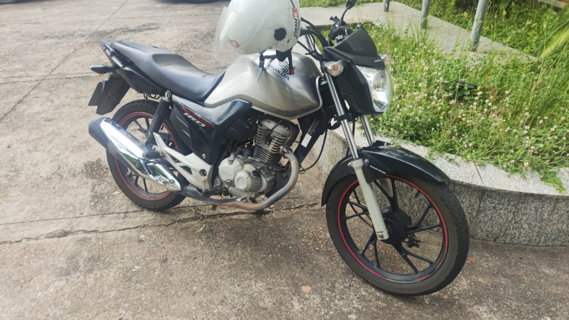 16.cf.res.polÍcia.homem é preso suspeito de furtar.divulgaÇÃopm