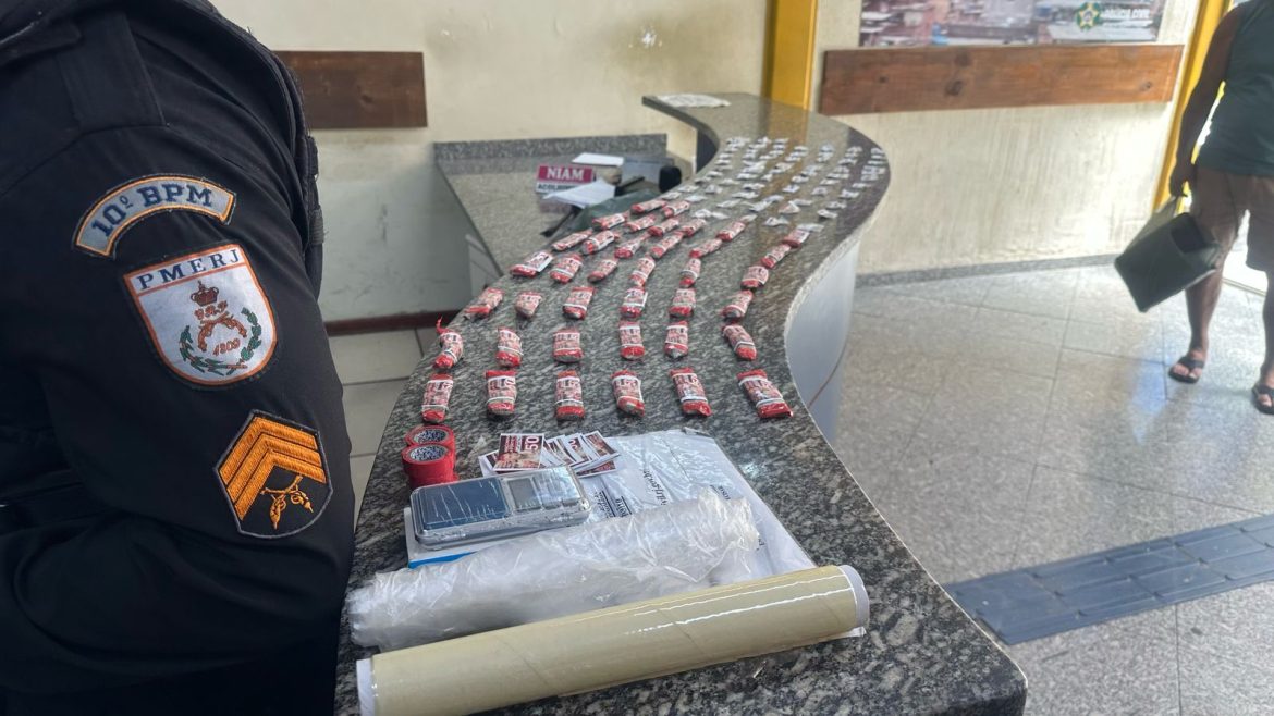 16.cf.res.polÍcia.polícia apreende drogas e materiais.divulgaÇÃopm