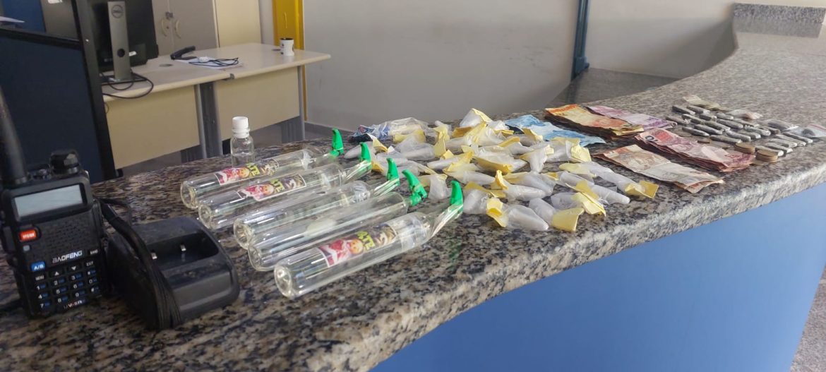 24.cf.res.polÍcia.polícia prende suspeitos de tráfico.divulgaÇÃopc