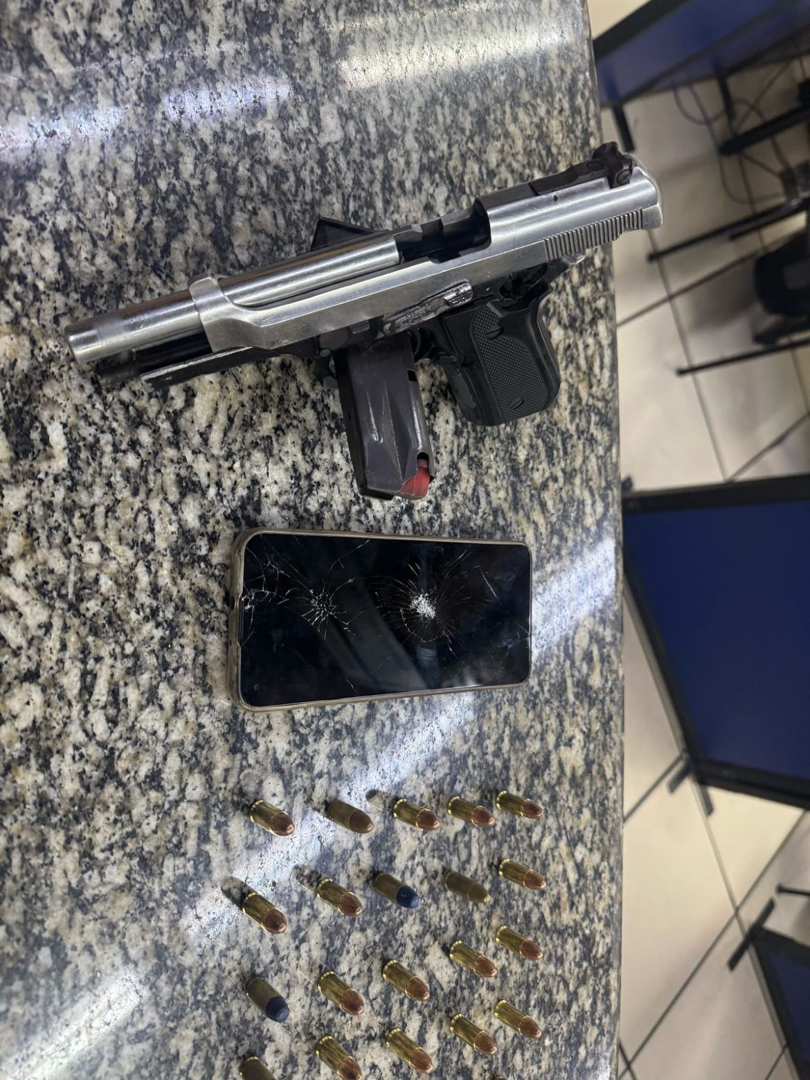 26.cf.res.polÍcia.pm prende suspeito de tiros.divulgaÇÃopm