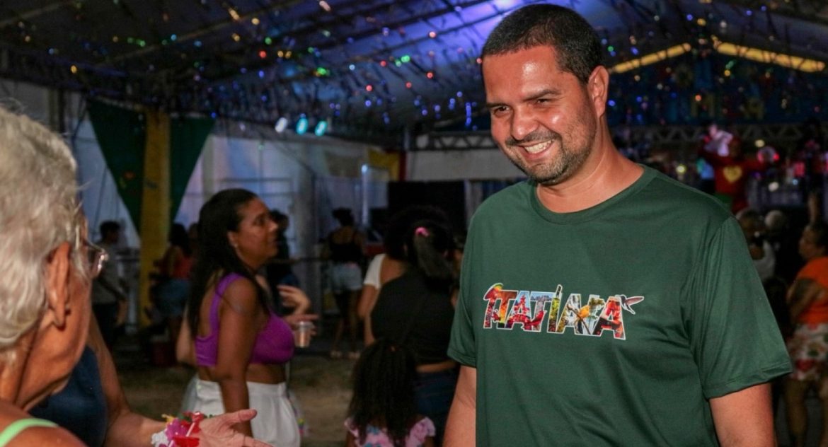 31.cf.res.cidades.folia em família.3.kaio (1) 31.cf.res.cidades.folia em família.3.kaio (1)