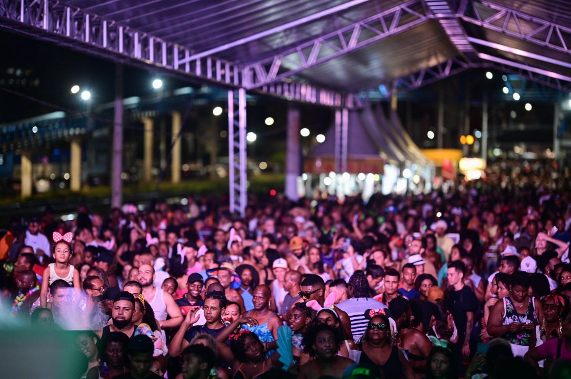 55.cf.res.cidades.leandro sapucahy embala milhares.3.folia (10)