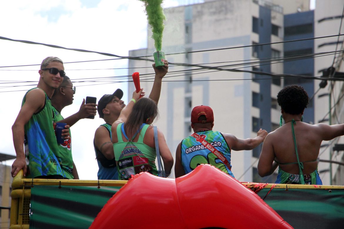 55.cf.res.cidades.leandro sapucahy embala milhares.3.folia (17)