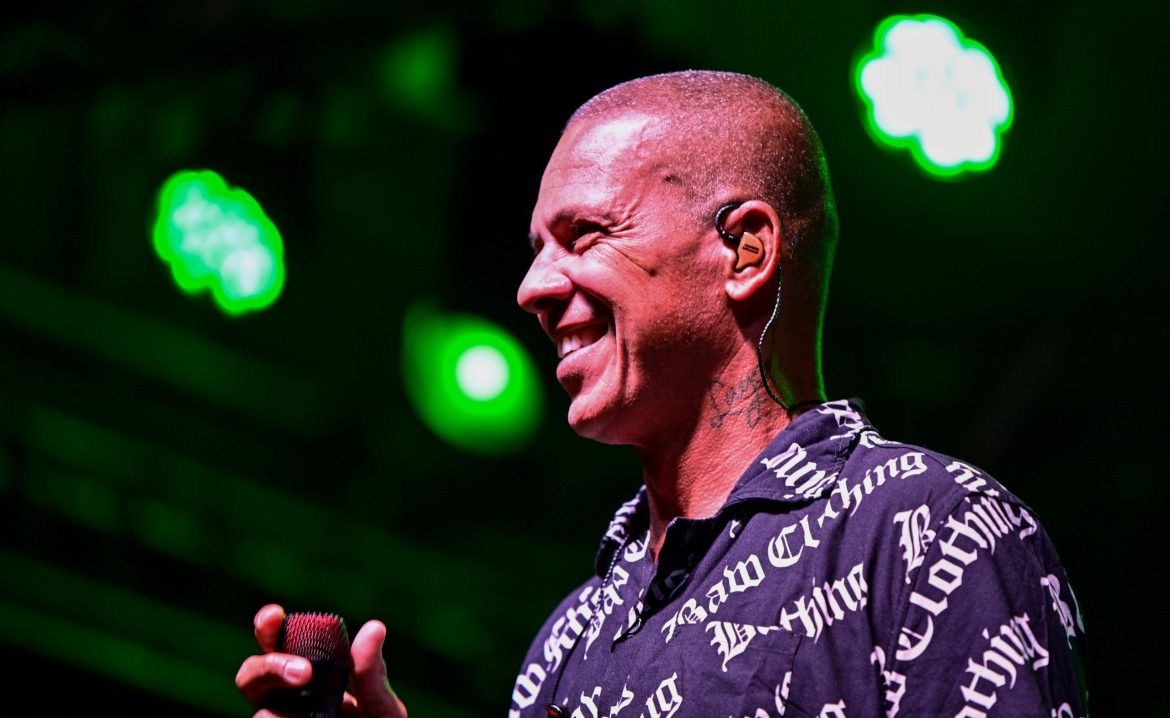 55.cf.res.cidades.leandro sapucahy embala milhares.3.folia (7)