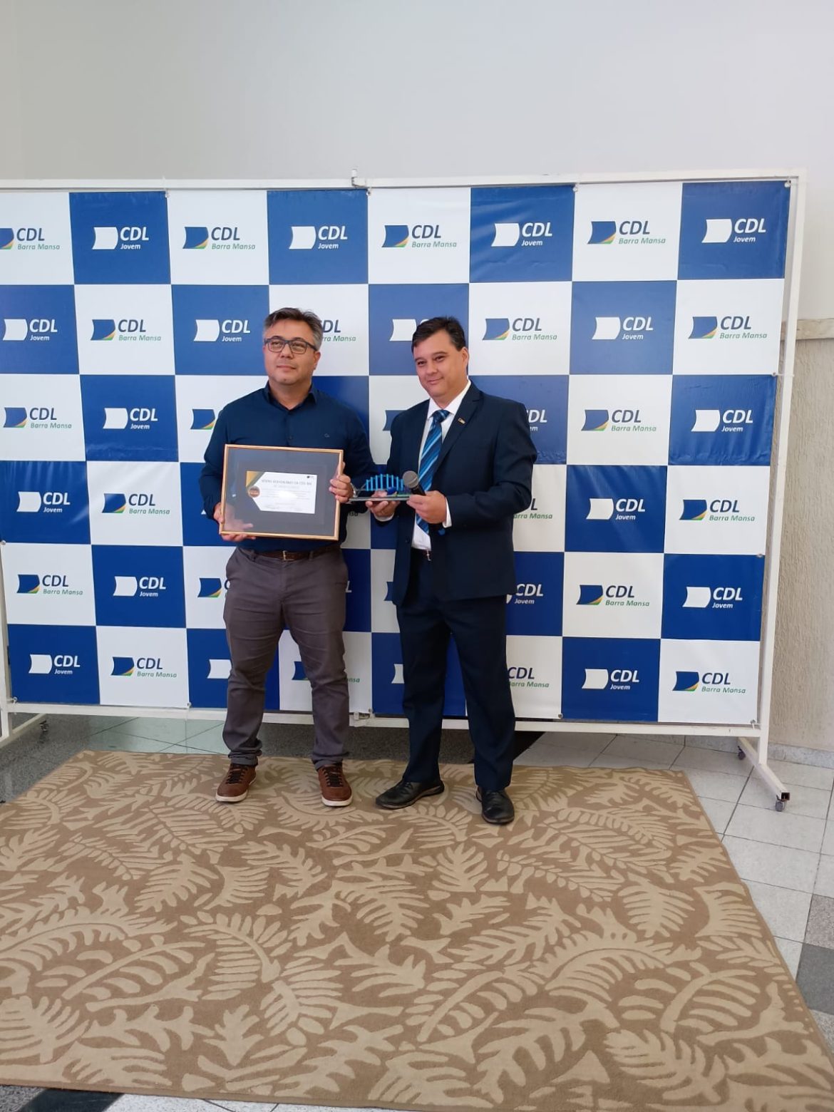 homenagem reitor cdl2