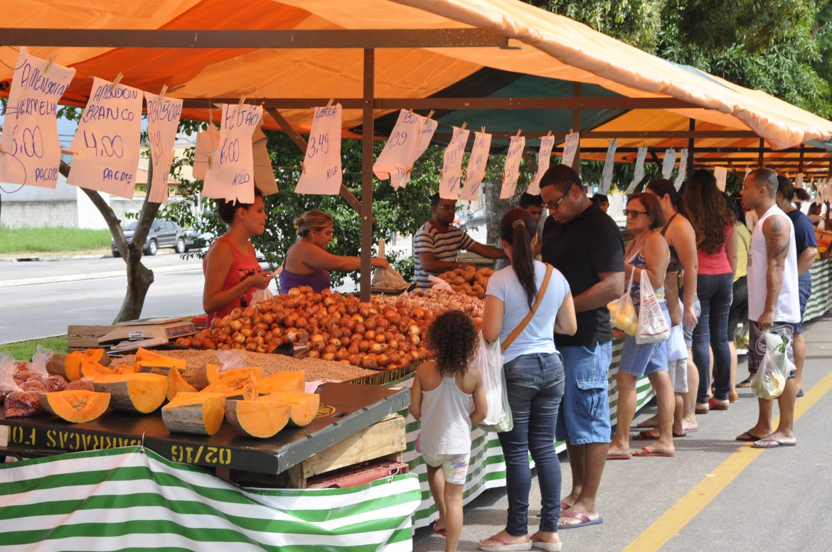 22.cf.res.cidades.feira livre de resende.1.feira.divulgaÇÃopmr