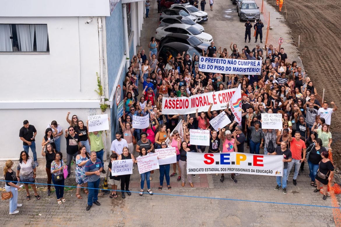 24 04 2025 protesto sepe na prefeitura 14 foto iam martins