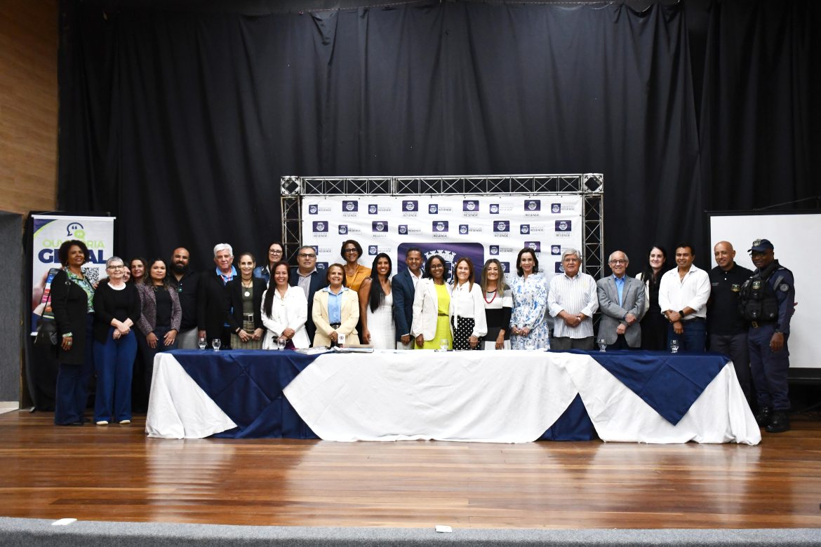 24.cf.res.cidades.ouvidoria de resende recebe certificado.1.certificado.raimundobrasilpmr