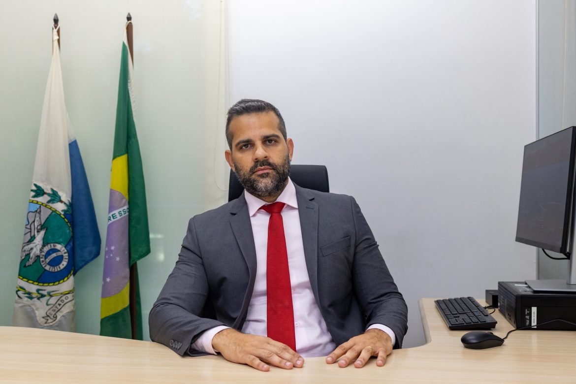 30.cf.res.polÍcia.delegado joão valentim assume.1.joÃo.divulgaÇÃo