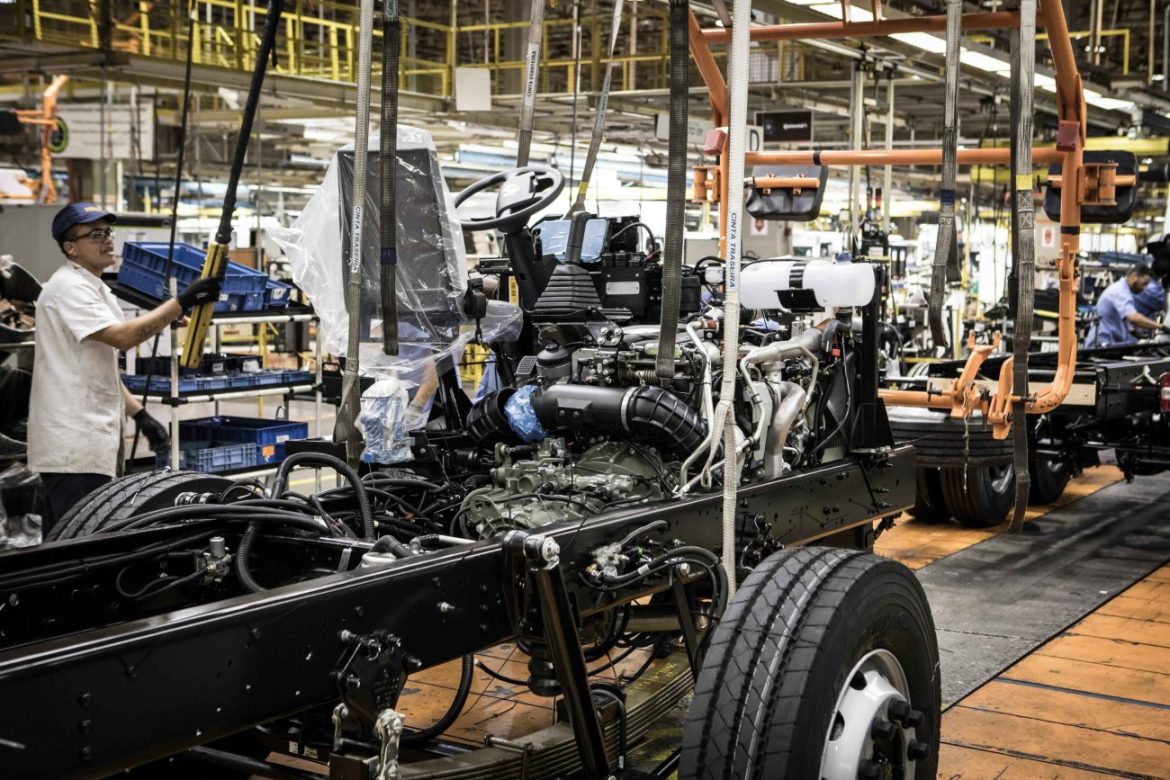 33.cf.res.economia.volkswagen caminhões e Ônibus.divulgaÇÃo (3)