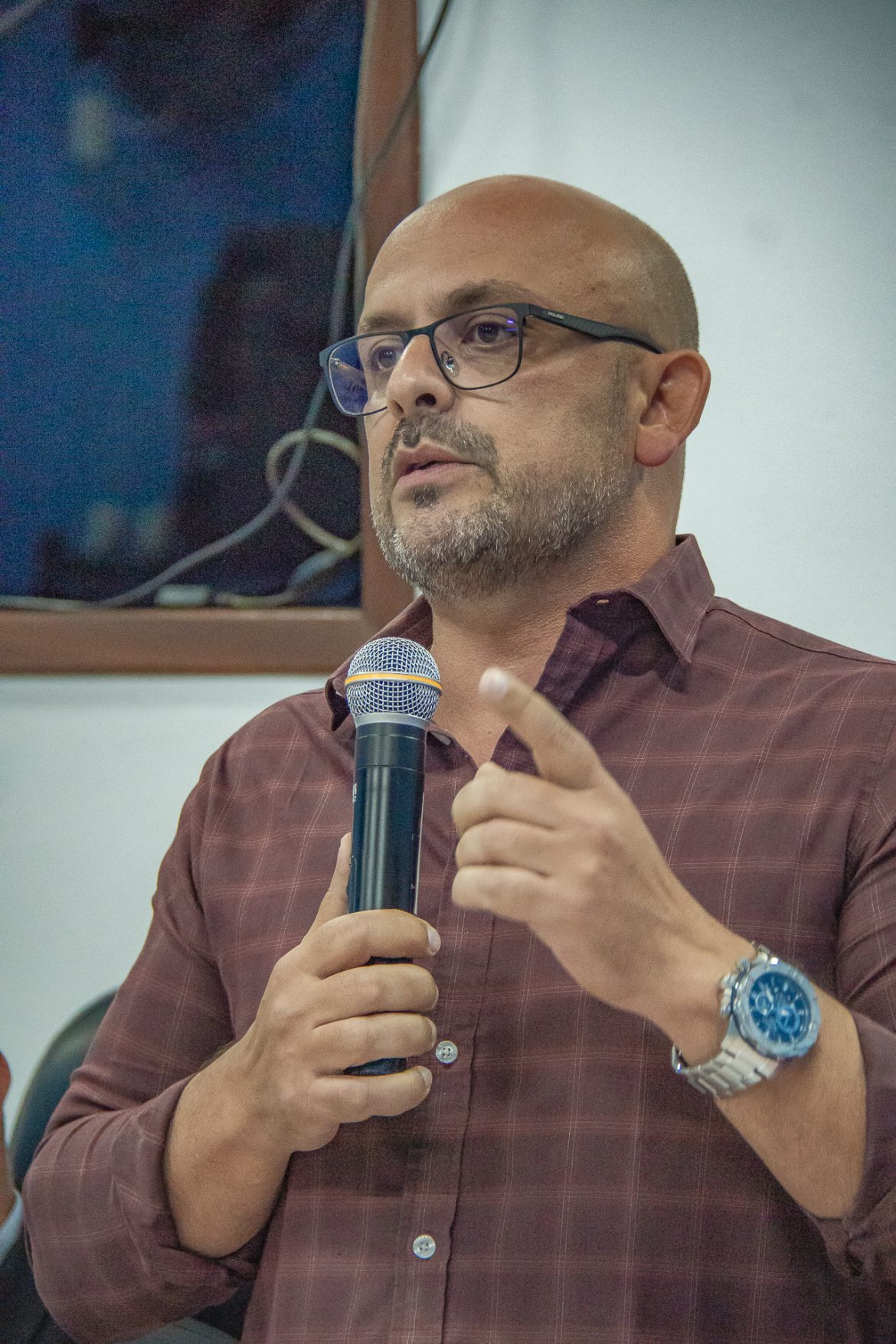 39.cf.res.polÍtica.prefeito de quatis apresenta balanço.1.aluÍsio.divulgaÇÃopmq (2)