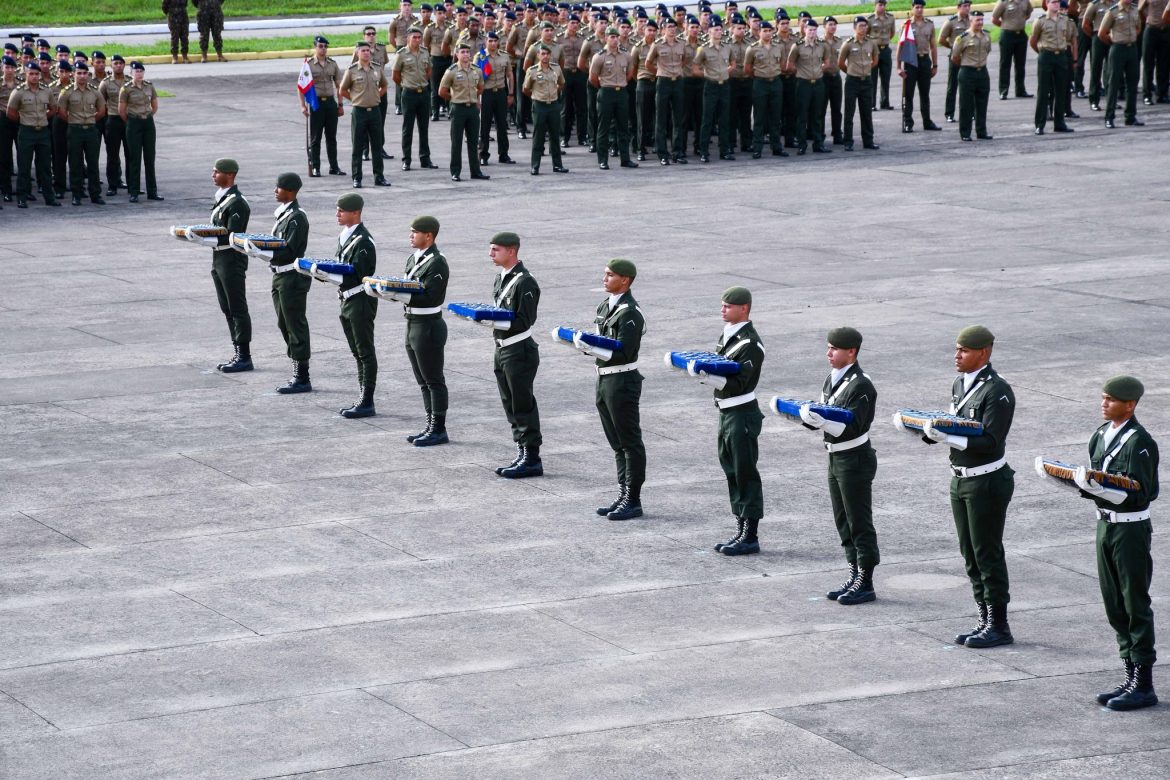 42.cf.res.cidades.formatura e entrega de medalhas.1.cadetes.redessociais (3)