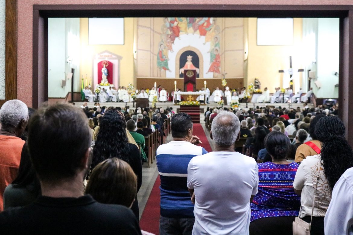 44 cidades missa em sufrágio da alma do papa francisco atraí centenas de fiéis divulgaÇÃo11114