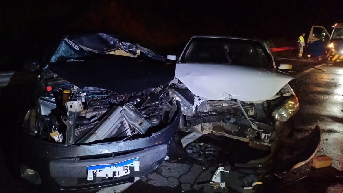 acidente na br 393, em três rios, deixa dois mortos divulgação