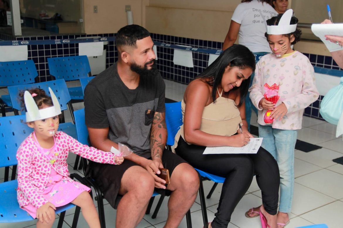 atividade da páscoa é realizada para autistas do projeto ‘laço azul’ de volta redonda adriana cópio secom123