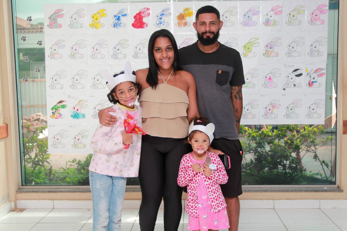 atividade da páscoa é realizada para autistas do projeto ‘laço azul’ de volta redonda adriana cópio secom124