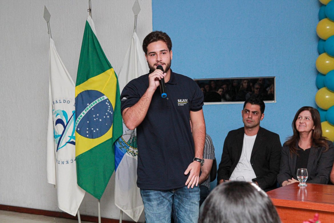 aula inaugural do ‘passaporte universitário’ é realizada pela secretaria da juventude de volta redonda adriana cópio secom12