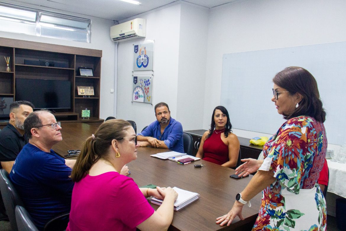 firmada parceria entre secretaria de segurança alimentar e nutricional de volta redonda com unifoa nalu oliveira foa