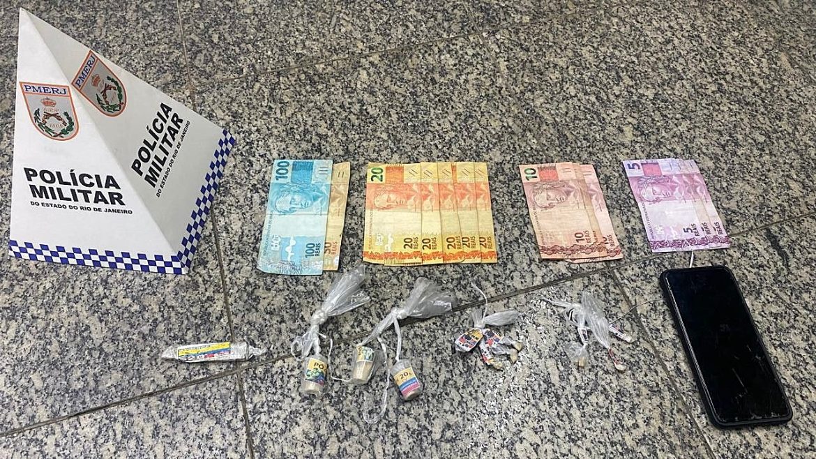 14.cf.res.polÍcia.homem é preso suspeito de tráfico.divulgaÇÃopm