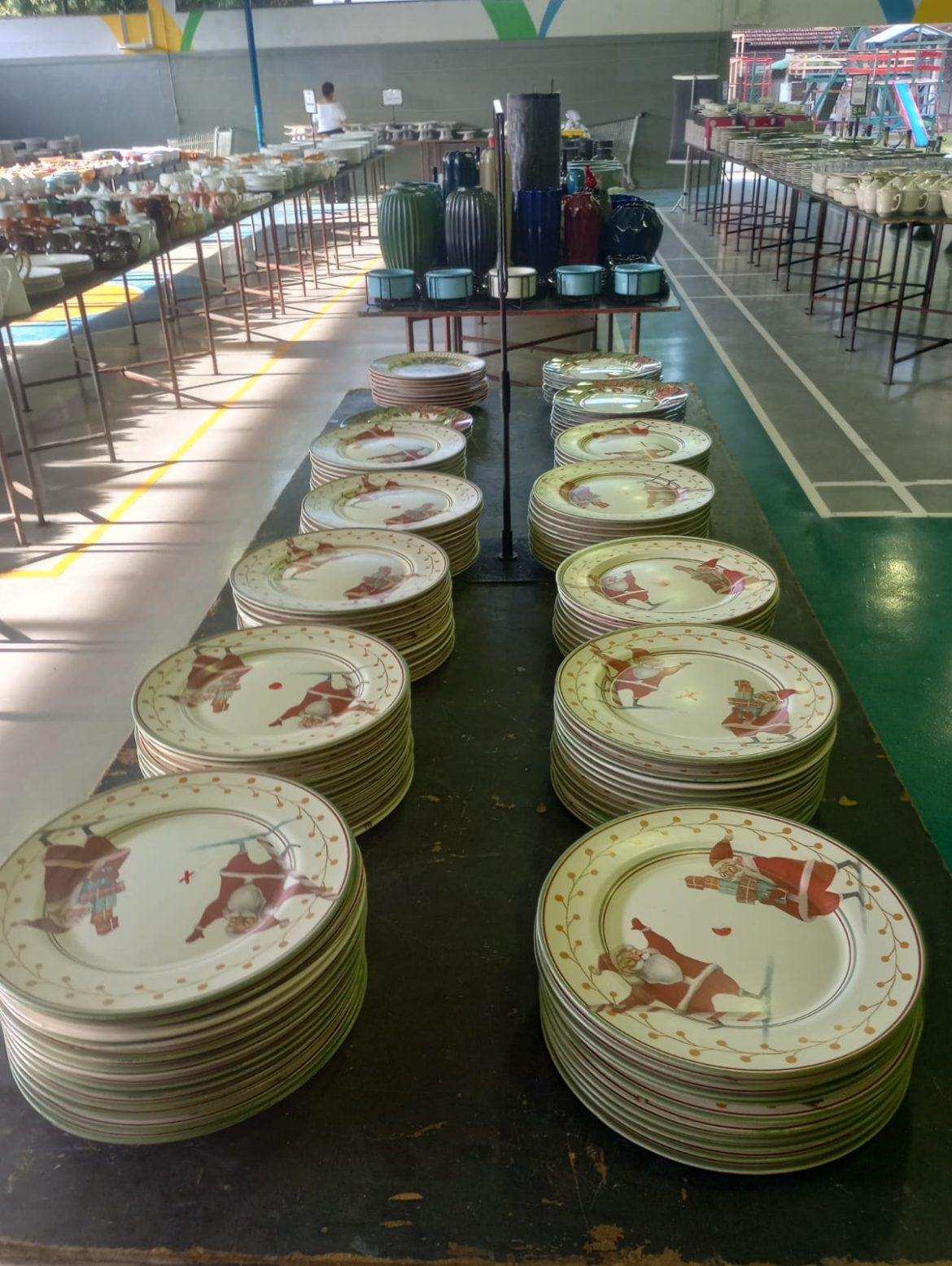 26 economia solidariedade e preços promocionais na expo louças apae vr divulgaçãoo12