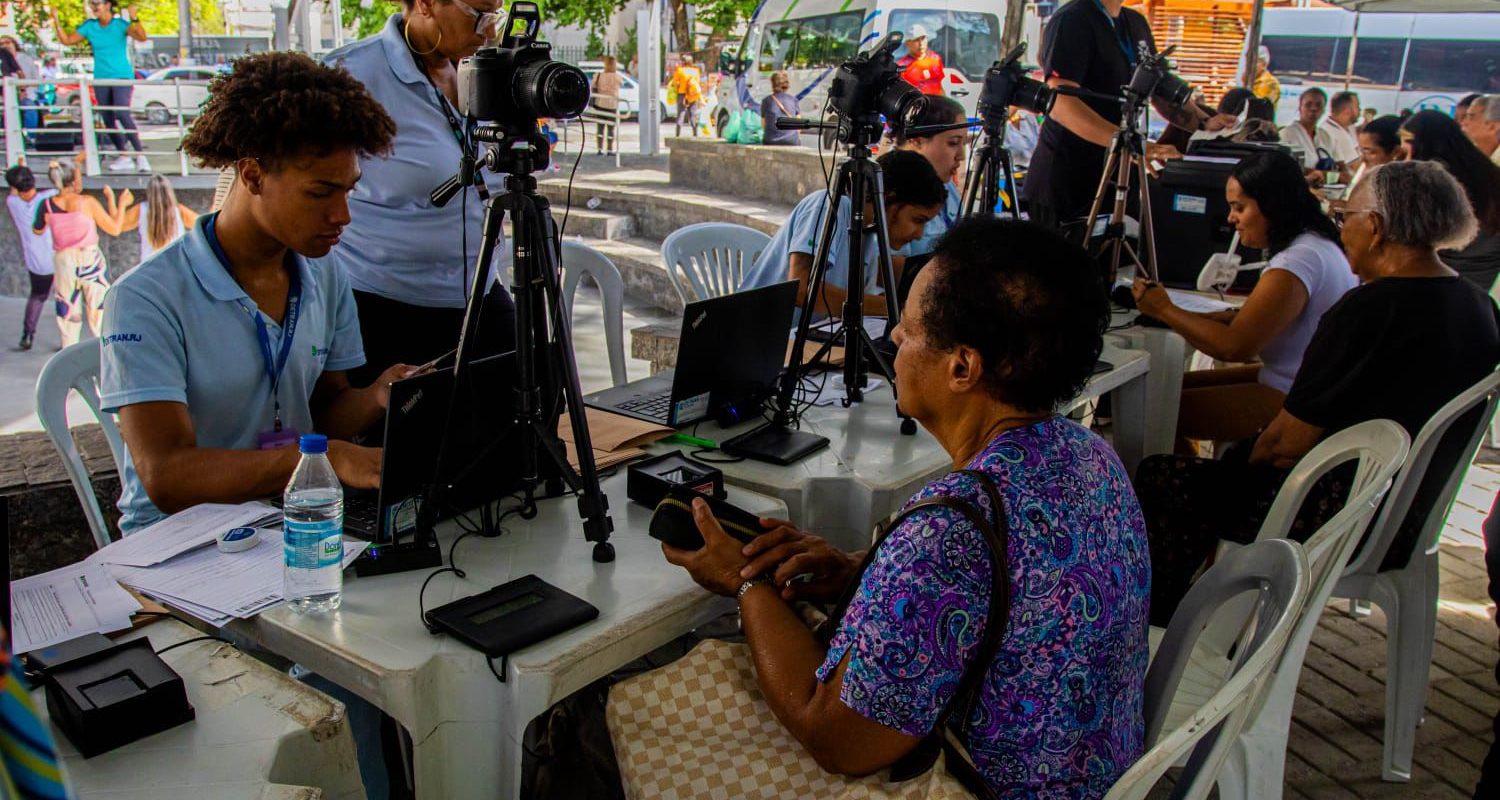 30.cf.res.cidades.evento promovido por meio de parceria.1.atendimentos.divulgaÇÃopmbp