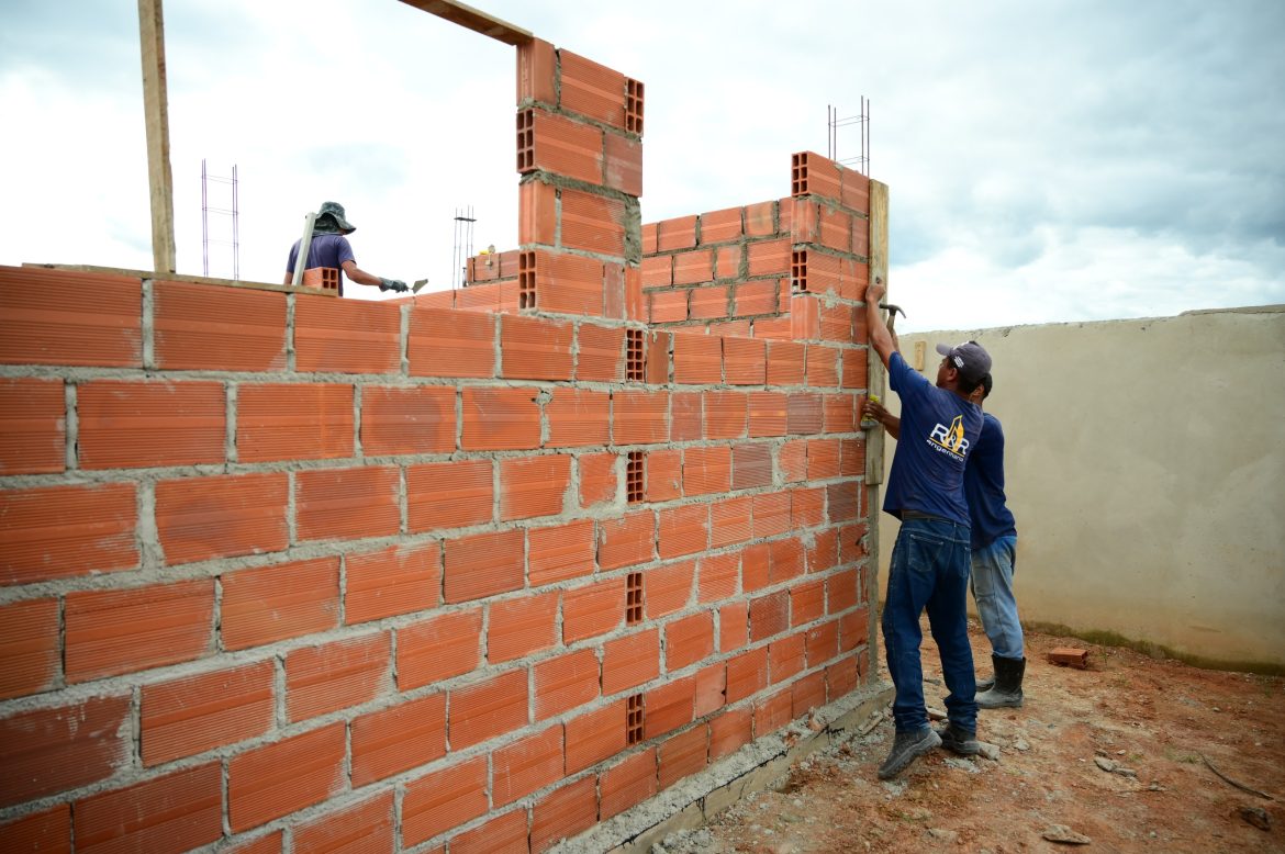 30.cf.res.cidades.ubs terra nova avança com obras.1.obras.divulgaÇÃopmpr (2)