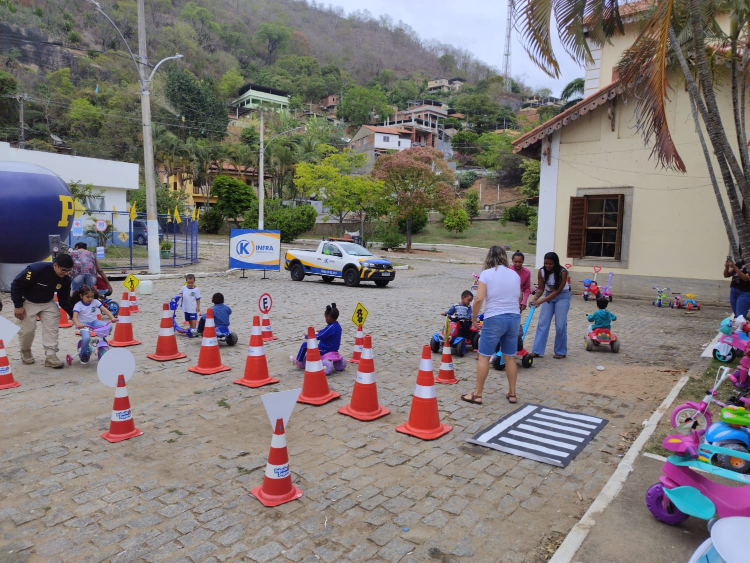 32 cidades escolinha do trânsito’ promovida pela k infra e prf para alunos da rede pública divulgaÇÃo