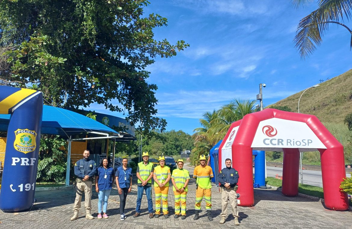 32 cidades palestra de lei do descanso para caminhoneiros é ministrada pela prf em floriano divulgaÇÃo