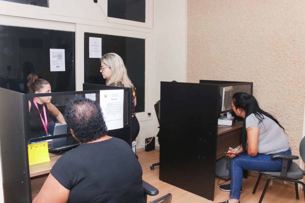 33.cf.res.economia.procon resende promove mutirão.1.atendimento.rafaeloliveirapmr