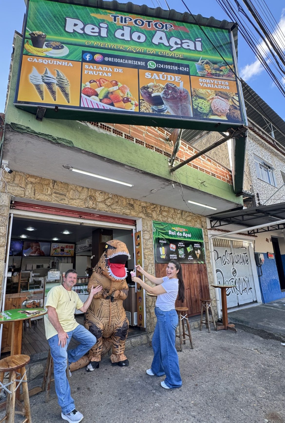 35.cf.res.economia.descontos de 33% marcam o dia livre.divulgaÇÃocdl