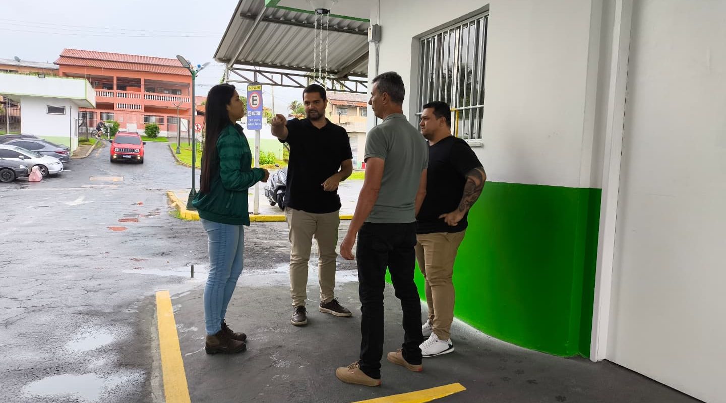 41.cf.res.cidades.farmácia no hospital de itatiaia.1.kaiomÁrcio.redessociais (2)