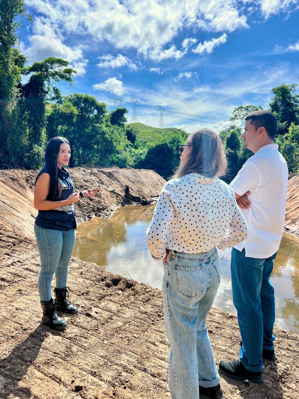coordenadora do programa limpa rio vistoria ações de desassoreamento em pinheiral divulgação pmp