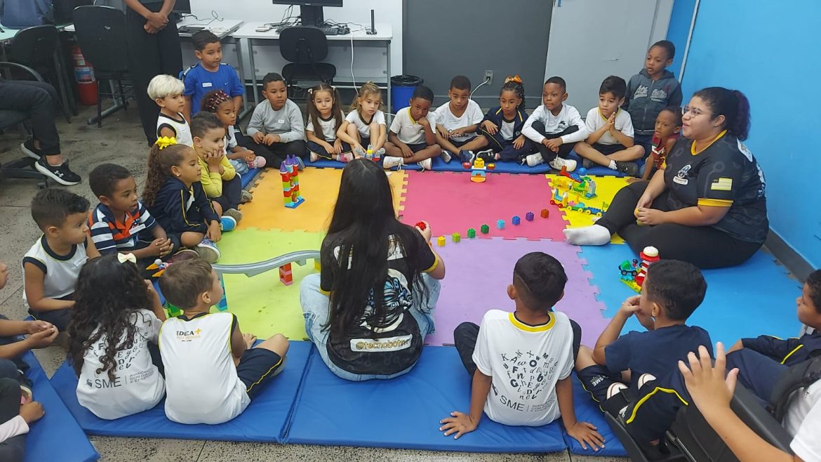 escolas da rede municipal de volta redonda começam a receber kits de lego divulgação secom 1