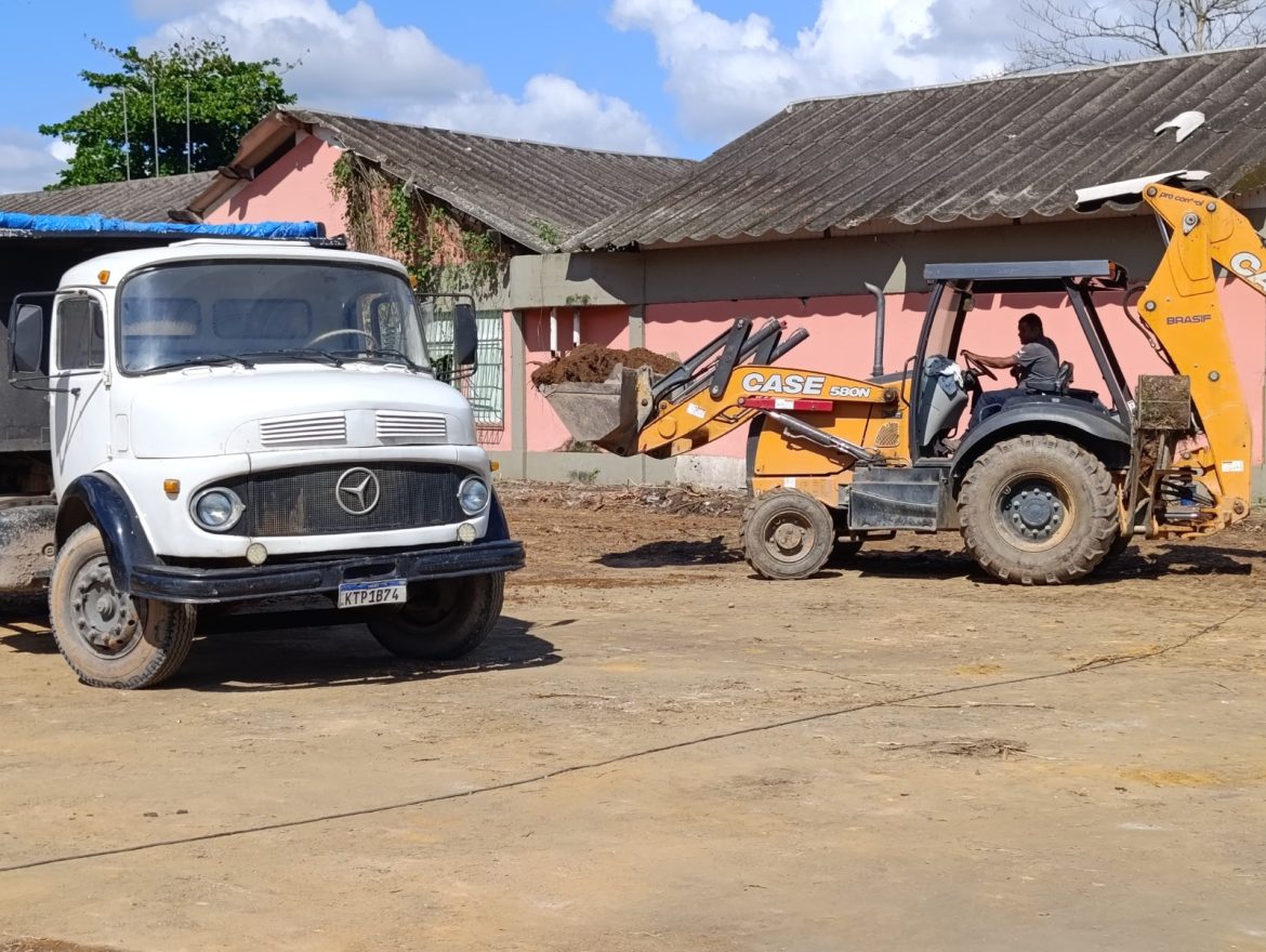 iniciadas as obras da nova sede da secretaria de educação de volta redonda adtiana cópio secom 111 iniciadas as obras da nova sede da secretaria de educação de volta redonda adtiana cópio secom 111