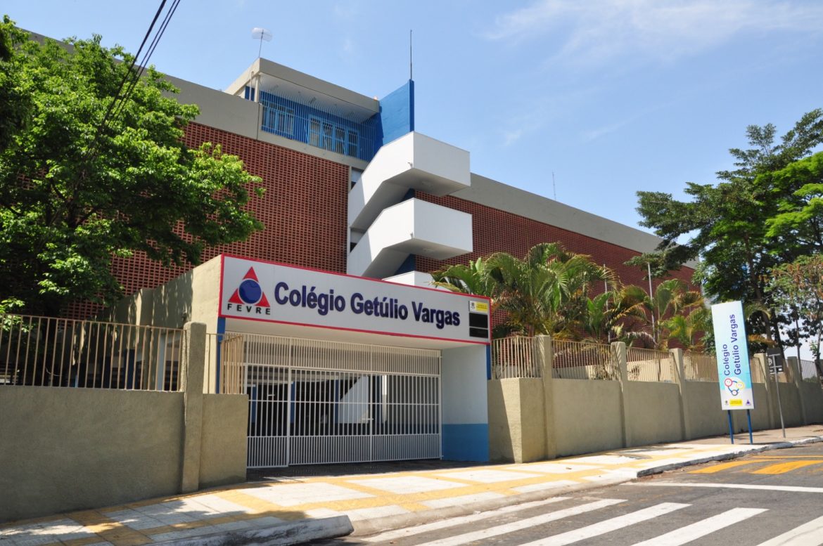 inscrições para o vestibular cederj 2025.2 em volta redonda podem ser feitas até o próximo dia 15 divulgação secom