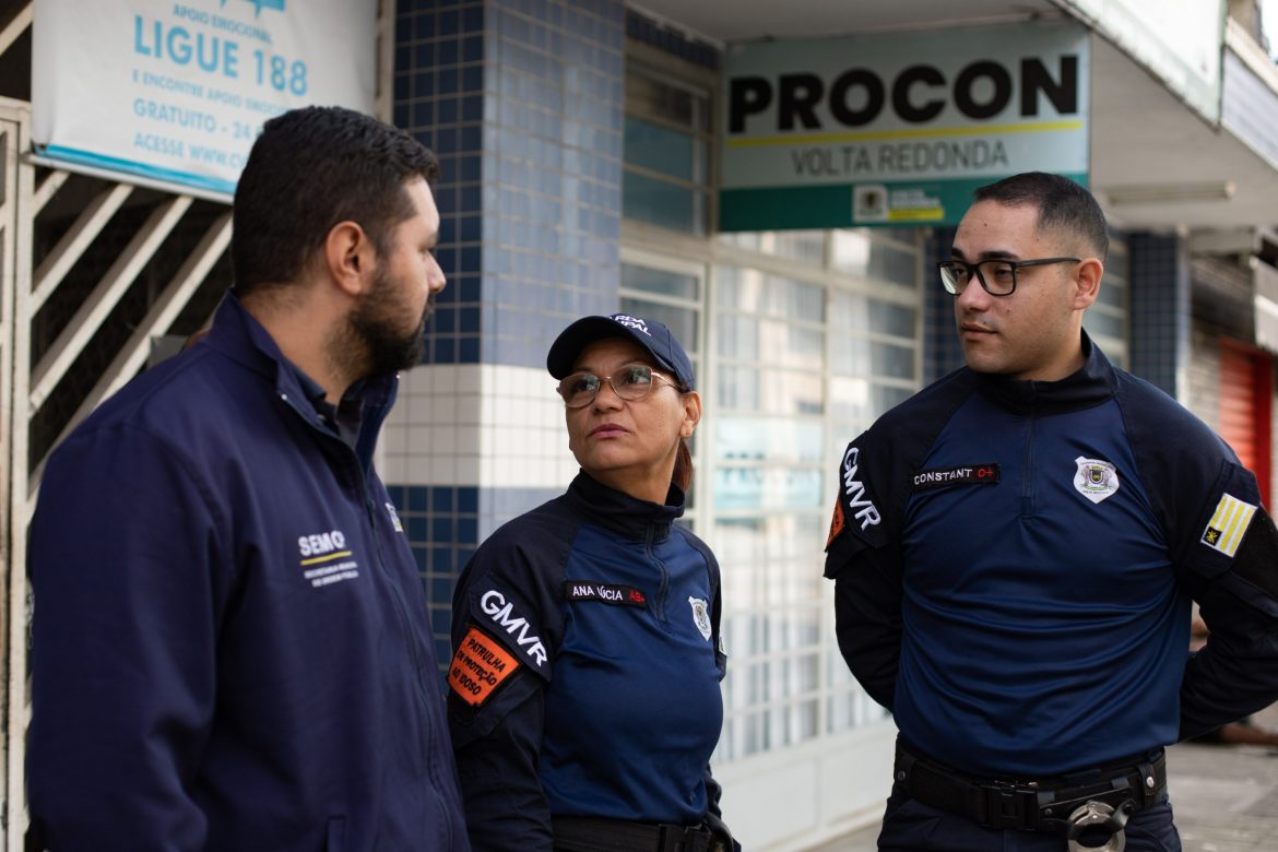 patrulha do idoso de volta redonda auxilia aposentada a ser ressarcida em caso de procedimento odontológico cris oliveira secom11