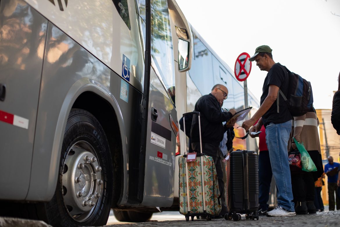 Último do programa ‘viva a melhor idade’ de volta redonda embarca para campos do jordão de grupo cris oliveira secom1