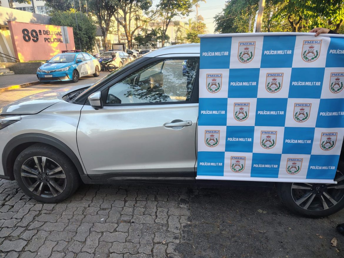 17.cf.res.polÍcia.pm de resende apreende carro.divulgaÇÃopm